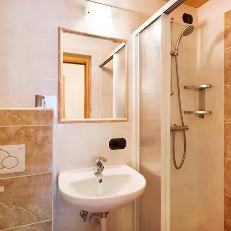 Rosso Al Bait Da Giulio *